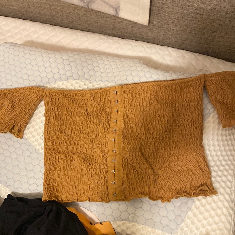 Forever 21 crop top
